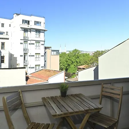 Apartment Bright Modern 1bd Cool New Scenic Balcony! #185 *
